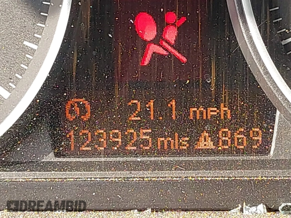 2010 BMW 1 Series 135i with VIN WBAUC7C52AVK81194, listed as a IAAI auction lot 41801510 with 123,925 mi miles and . Bid and sale history available at carsss.com. Image 16.