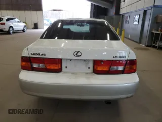 1999 Lexus ES 300 Luxury Sport Sdn with VIN JT8BF28G3X0205731, listed as a Copart auction lot 54057085 with 146,207 mi miles and Salvage Title. Bid and sale history available at carsss.com. Image 6.