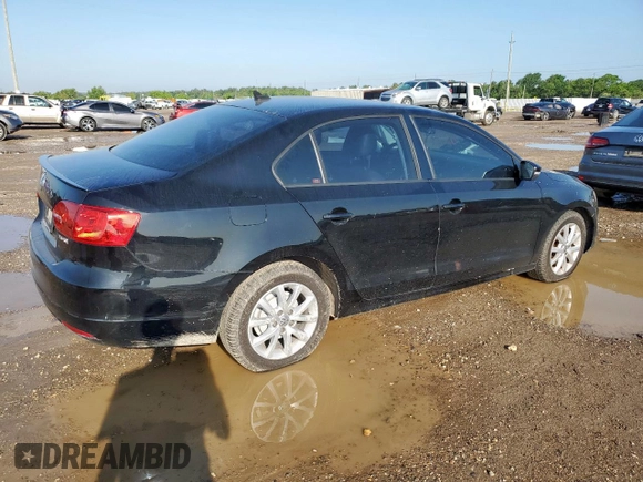 2012 Volkswagen Jetta SE z VIN 3VWDX7AJ2CM323722, wystawiony jako Copart lot #58873675 z przebiegiem 164 750 mil mil oraz Czysty tytuł • Clean title. Historia ofert i sprzedaży dostępna na DreamBid. Obrazek 3.