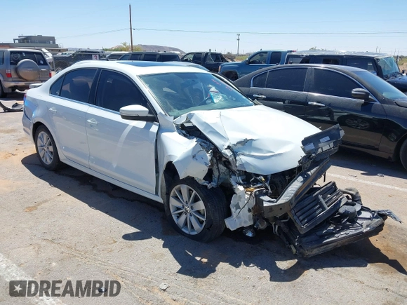 2015 Volkswagen Jetta SE z VIN 3VWD07AJ5FM346565, wystawiony jako IAAI lot #42104880 z przebiegiem 93 491 mil mil oraz . Historia ofert i sprzedaży dostępna na DreamBid. Obrazek 1.