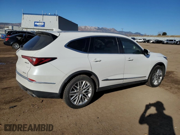 2023 Acura MDX w/Advance Package with VIN 5J8YE1H84PL002297, listed as a Copart auction lot 84763984 with 10,077 mi miles and Salvage Title. Bid and sale history available at carsss.com. Image 3.
