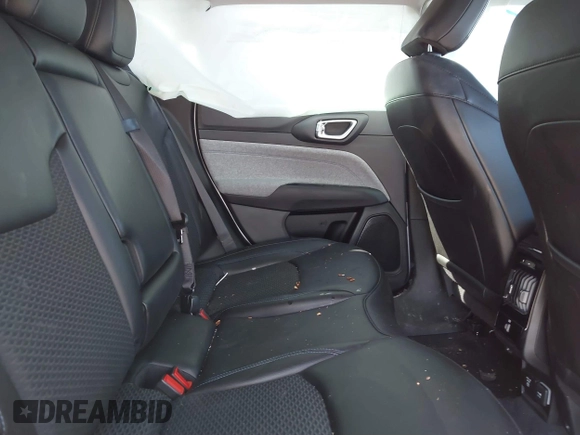 2022 Jeep Compass Latitude with VIN 3C4NJDBB6NT123062, listed as a IAAI auction lot 41770366 with 28,375 mi miles and . Bid and sale history available at DreamBid. Image 8.