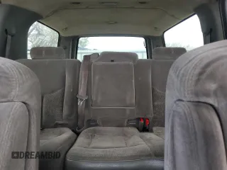 2005 Chevrolet Suburban LS z VIN 3GNEC16Z65G248353, wystawiony jako Copart lot #51987225 z przebiegiem 278 215 mil mil oraz Szkoda całkowita • Salvage title. Historia ofert i sprzedaży dostępna na DreamBid. Obrazek 10.