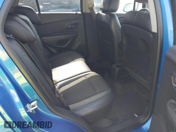 2015 Chevrolet Trax LT with VIN KL7CJRSB5FB063554, listed as a IAAI auction lot 42000938 with 131,641 mi miles. Bid and sale history available at carsss.com. Image 8.