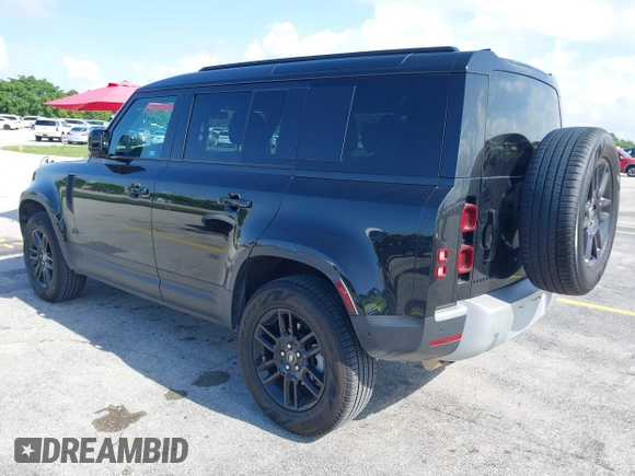 2025 Land Rover Defender S z VIN SALEJ7EX5S2391695, wystawiony jako IAAI lot #42346438 z przebiegiem 4926 mil mil oraz . Historia ofert i sprzedaży dostępna na DreamBid. Obrazek 3.