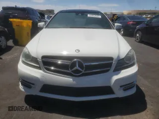 2015 Mercedes-Benz C 250 with VIN WDDGJ4HB8FG370143, listed as a Copart auction lot 63842945 with 163,354 mi miles and Clean title. Bid and sale history available at DreamBid. Image 5.