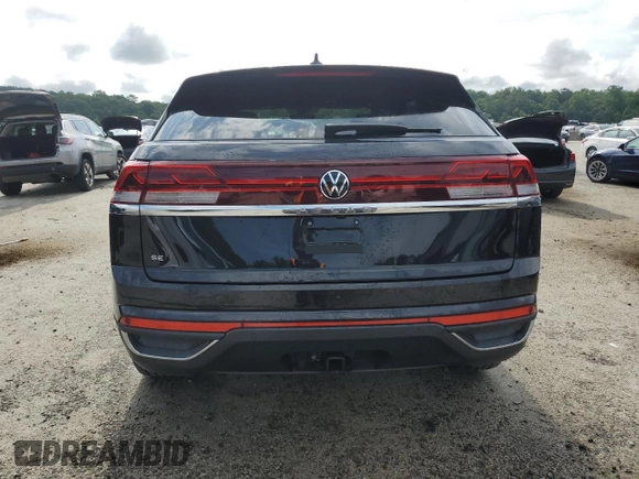 2025 Volkswagen Atlas SE with VIN 1V2WE2CA4SC224304, listed as a Copart auction lot 60569065 with 1,524 mi miles and Salvage title. Bid and sale history available at DreamBid. Image 6.