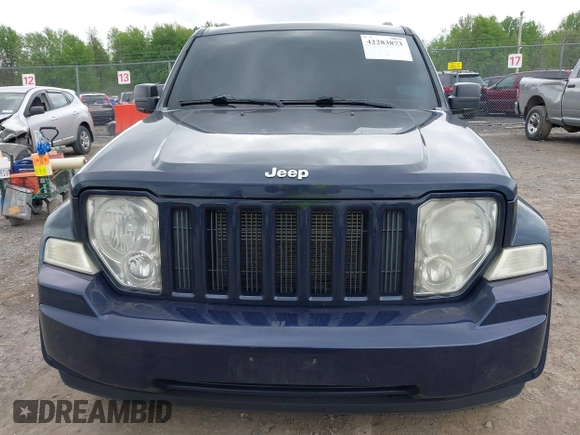 2012 Jeep Liberty Sport Latitude z VIN 1C4PJMAK3CW140726, wystawiony jako IAAI lot #42283873 z przebiegiem 165 196 mil mil oraz . Historia ofert i sprzedaży dostępna na DreamBid. Obrazek 6.