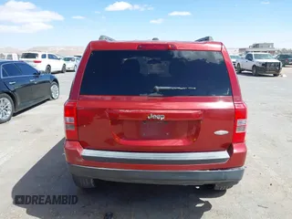 2015 Jeep Patriot Latitude with VIN 1C4NJPFBXFD107692, listed as a IAAI auction lot 41780429 with 178,647 mi miles and . Bid and sale history available at DreamBid. Image 16.