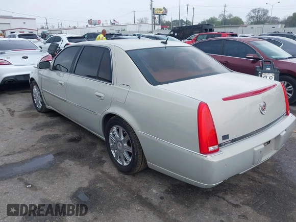 2007 Cadillac DTS Luxury I with VIN 1G6KD57Y37U217733, listed as a IAAI auction lot 38933913 with 110,241 mi miles and . Bid and sale history available at DreamBid. Image 3.