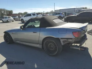 2000 Honda S2000 z VIN JHMAP1143YT006231, wystawiony jako Copart lot #81771964 z przebiegiem 122 349 mil mil oraz Szkoda całkowita • Salvage title. Historia ofert i sprzedaży dostępna na DreamBid. Obrazek 2.