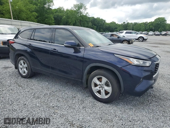 2020 Toyota Highlander LE with VIN 5TDBZRBH8LS012906, listed as a Copart auction lot 54832115 with 68,673 mi miles and Clean title. Bid and sale history available at DreamBid. Image 4.
