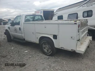 2008 Ford F-350 XL with VIN 1FDSF34598EA95957, listed as a Copart auction lot 71172104 with Not Provided miles and Salvage Title. Bid and sale history available at DreamBid. Image 2.