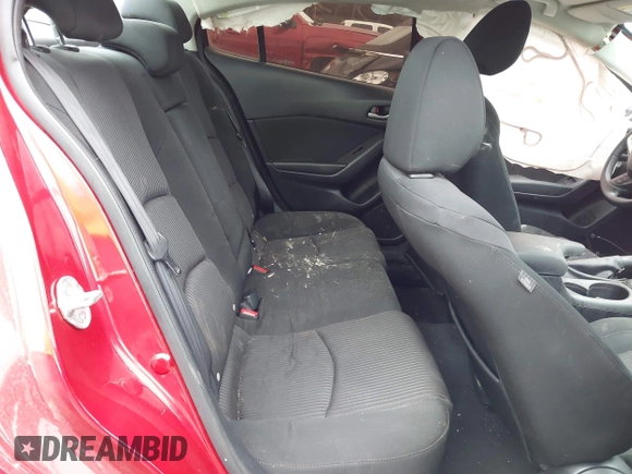 2015 Mazda 3 i Touring z VIN 3MZBM1V72FM171540, wystawiony jako IAAI lot #42437378 z przebiegiem 135 392 mil mil oraz . Historia ofert i sprzedaży dostępna na DreamBid. Obrazek 8.