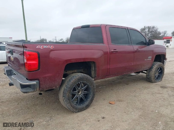 2014 Chevrolet Silverado 1500 LT with VIN 3GCUKREC0EG205646, listed as a IAAI auction lot 41436218 with 189,162 mi miles. Bid and sale history available at carsss.com. Image 4.