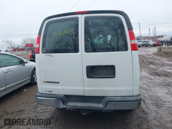 2018 Chevrolet Express Cargo Van with VIN 1GCWGAFG0J1904474, listed as a IAAI auction lot 41467432 with 54,996 mi miles. Bid and sale history available at carsss.com. Image 16.