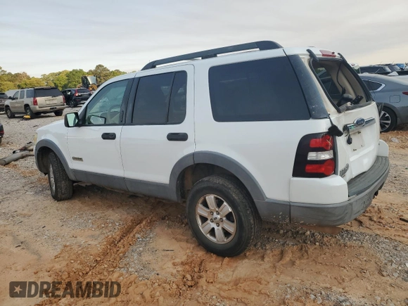 2006 Ford Explorer XLT z VIN 1FMEU63E66UA64237, wystawiony jako Copart lot #51862295 z przebiegiem 106 329 mil mil oraz Szkoda całkowita • Salvage title. Historia ofert i sprzedaży dostępna na DreamBid. Obrazek 2.