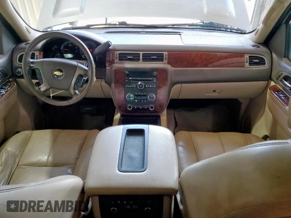 2010 Chevrolet Suburban LT с VIN 1GNUCJE06AR222604, выставлен на аукционе Copart как лот 61961725 с пробегом 206 588 миль миль и Чистый • Clean title. История ставок и продаж доступна на DreamBid. Изображение 8.