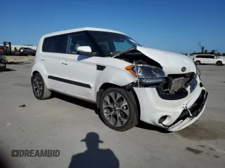 2013 Kia Soul + with VIN KNDJT2A61D7589678, listed as a Copart auction lot 77333344 with 83,573 mi miles and Salvage Title. Bid and sale history available at carsss.com. Image 4.