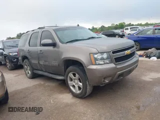 2012 Chevrolet Tahoe LT z VIN 1GNSCBE09CR141712, wystawiony jako IAAI lot #41916744 z przebiegiem 313 328 mil mil oraz . Historia ofert i sprzedaży dostępna na DreamBid. Obrazek 1.