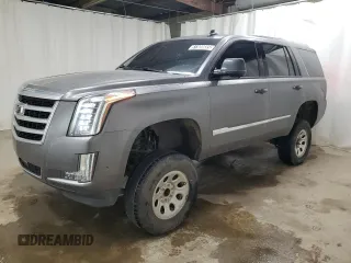 2018 Cadillac Escalade Luxury z VIN 1GYS4BKJ7JR156669, wystawiony jako Copart lot #51309685 z przebiegiem 130 603 mil mil oraz Czysty tytuł • Clean title. Historia ofert i sprzedaży dostępna na DreamBid. Obrazek 1.