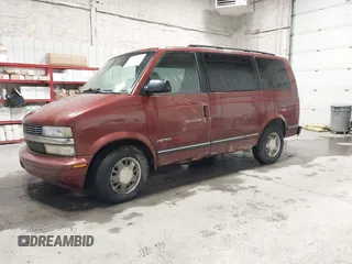1998 Chevrolet Astro with VIN 1GNEL19W3WB115660, listed as a IAAI auction lot 42141028 with 95,538 mi miles. Bid and sale history available at carsss.com. Image 2.