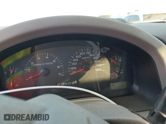 2004 Ford F-150 XLT with VIN 1FTRW12WX4KB83799, listed as a Copart auction lot 43431355 with 235,388 mi miles and Clean Title. Bid and sale history available at DreamBid. Image 9.