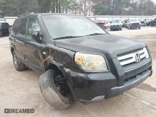 2006 Honda Pilot EX-L with RES with VIN 5FNYF28656B018946, listed as a IAAI auction lot 41539048 with 193,923 mi miles. Bid and sale history available at carsss.com. Image 1.