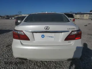 2011 Lexus LS 460 z VIN JTHCL5EF8B5011380, wystawiony jako Copart lot #47326435 z przebiegiem 86 313 mil mil oraz Szkoda całkowita • Salvage title. Historia ofert i sprzedaży dostępna na DreamBid. Obrazek 6.