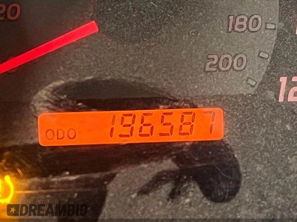2007 Toyota Tacoma with VIN 5TEUU42NX7Z341101, listed as a IAAI auction lot 42588633 with 196,587 mi miles and . Bid and sale history available at DreamBid. Image 7.