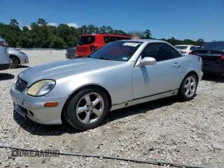 2001 Mercedes-Benz SLK-Class with VIN WDBKK65F61F209470, listed as a Copart auction lot 54976364 with 156,005 mi miles and Salvage Title. Bid and sale history available at carsss.com. Image 1.