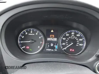 2018 Mitsubishi Outlander SE z VIN JA4AD3A35JZ064058, wystawiony jako IAAI lot #42311265 z przebiegiem 79 291 mil mil oraz . Historia ofert i sprzedaży dostępna na DreamBid. Obrazek 7.