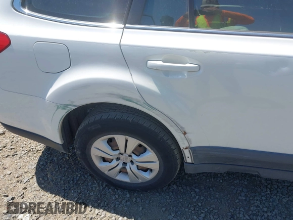 2010 Subaru Outback z VIN 4S4BRCAC1A3356879, wystawiony jako IAAI lot #42482545 z przebiegiem 114 542 mil mil oraz . Historia ofert i sprzedaży dostępna na DreamBid. Obrazek 12.