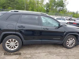 2020 Jeep Cherokee Latitude with VIN 1C4PJMCB8LD607440, listed as a IAAI auction lot 42292035 with 34,939 mi miles and . Bid and sale history available at DreamBid. Image 13.
