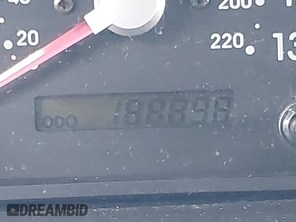 2004 Kia Sorento LX z VIN KNDJD733445208673, wystawiony jako IAAI lot #41789934 z przebiegiem 188 898 mil mil oraz . Historia ofert i sprzedaży dostępna na DreamBid. Obrazek 7.