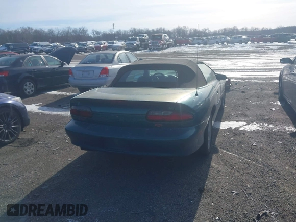 1995 Chevrolet Camaro Z28 z VIN 2G1FP32P5S2196335, wystawiony jako IAAI lot #41261378 z przebiegiem 126 260 mil mil oraz . Historia ofert i sprzedaży dostępna na DreamBid. Obrazek 15.