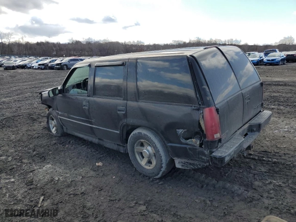2000 Chevrolet Tahoe Limited with VIN 1GNEC13R6YR111843, listed as a Copart auction lot 47264665 with 287,666 mi miles and Salvage Title. Bid and sale history available at carsss.com. Image 2.