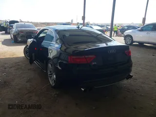 2008 Audi S5 with VIN WAURV78T88A044170, listed as a IAAI auction lot 41884128 with 70,103 mi miles. Bid and sale history available at carsss.com. Image 3.