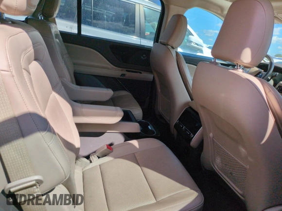 2022 Lincoln Aviator Reserve z VIN 5LM5J7WC5NGL03053, wystawiony jako Copart lot #75291784 z przebiegiem 47 796 mil mil oraz Nie do naprawy • Non repairable. Historia ofert i sprzedaży dostępna na DreamBid. Obrazek 11.
