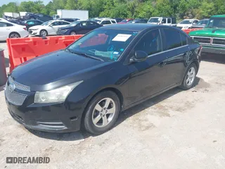 2014 Chevrolet Cruze 1LT with VIN 1G1PC5SBXE7212798, listed as a IAAI auction lot 41992151 with 189,432 mi miles. Bid and sale history available at carsss.com. Image 2.