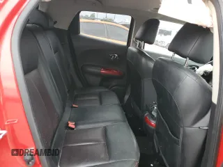 2015 Nissan Juke SL z VIN JN8AF5MV4FT552408, wystawiony jako Copart lot #45584165 z przebiegiem 90 289 mil mil oraz Szkody całkowita. Historia ofert i sprzedaży dostępna na DreamBid. Obrazek 10.