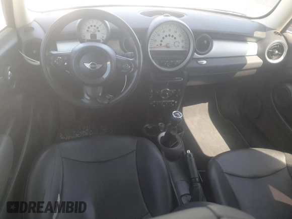 2011 MINI Hardtop with VIN WMWSU3C5XBT184531, listed as a Copart auction lot 66406015 with 158,576 mi miles and Clean title. Bid and sale history available at DreamBid. Image 8.