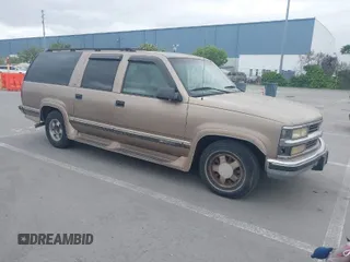 1996 Chevrolet Suburban with VIN 3GNEC16R3TG101906, listed as a IAAI auction lot 42058102 with 252,488 mi miles and . Bid and sale history available at DreamBid. Image 1.