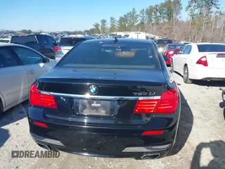 2010 BMW 7 Series 750Li z VIN WBAKB8C57ACY63545, wystawiony jako IAAI lot #41345511 z przebiegiem 110 189 mil mil oraz . Historia ofert i sprzedaży dostępna na DreamBid. Obrazek 16.
