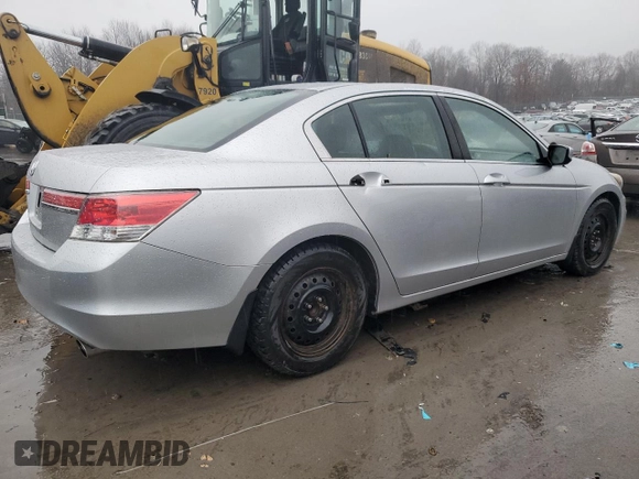 2011 Honda Accord EX with VIN 1HGCP2E75BA073907, listed as a Copart auction lot 82628814 with 131,091 mi miles and Salvage title. Bid and sale history available at DreamBid. Image 3.