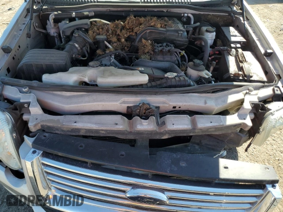 2008 Ford Explorer Limited z VIN 1FMEU65E28UB35952, wystawiony jako Copart lot #75746314 z przebiegiem Nie podano mil oraz Czysty tytuł • Clean title. Historia ofert i sprzedaży dostępna na DreamBid. Obrazek 11.