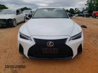 2023 Lexus IS 350 F Sport z VIN JTHGZ1E23P5031565, wystawiony jako Copart lot #56926885 z przebiegiem 1049 mil mil oraz Szkody całkowita. Historia ofert i sprzedaży dostępna na DreamBid. Obrazek 5.