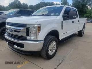 2019 Ford F-250 XL z VIN 1FT7W2BTXKED46997, wystawiony jako IAAI lot #42737714 z przebiegiem 124 075 mil mil oraz . Historia ofert i sprzedaży dostępna na DreamBid. Obrazek 23.