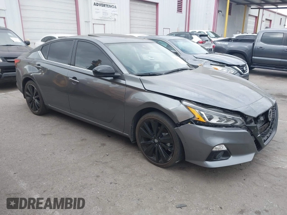 2022 Nissan Altima SR z VIN 1N4BL4CV7NN420272, wystawiony jako IAAI lot #41445103 z przebiegiem 48 685 mil mil oraz . Historia ofert i sprzedaży dostępna na DreamBid. Obrazek 1.