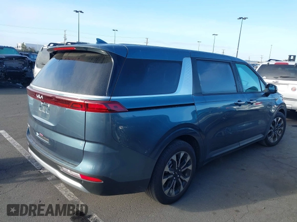 2024 Kia Carnival EX with VIN KNDNC5H30R6434115, listed as a IAAI auction lot 41696493 with 5,782 mi miles. Bid and sale history available at carsss.com. Image 4.